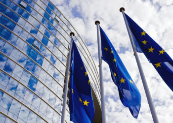 Η Επιτροπή ξεκινά διαβούλευση σχετικά με τη δέσμη μέτρων νομοθετικής πράξης για τις ψηφιακές υπηρεσίες