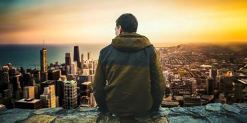 Η μοναξιά της πανδημίας πιο έντονη για την Generation Z