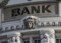 Πρόγραμμα εθελουσίας 5.000 υπαλλήλων για τις 4 συστημικές τράπεζες