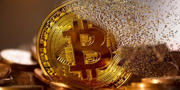 To bitcoin άγγιξε τα 15.000 δολάρια