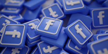 Tο Facebook “κατέβασε” 12 εκατ. post για fake news που αφορούσαν τον Κορωνοϊό
